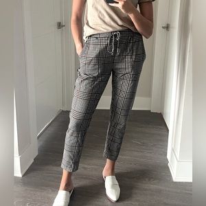 Anthropologie houndstooth jogger